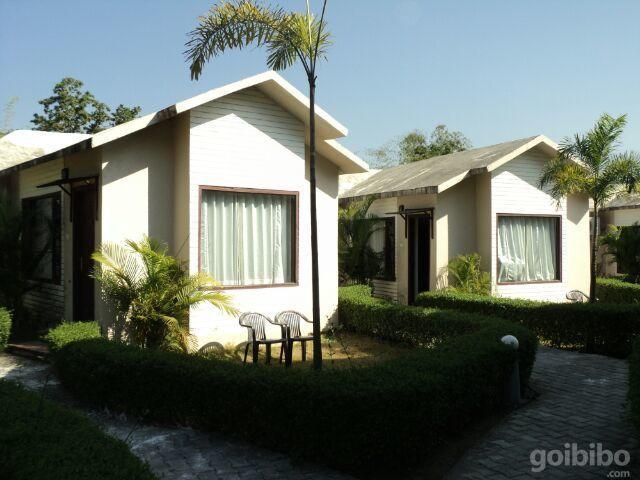 Corbett Rattan Hotel Garjia Exterior photo